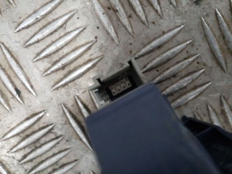 Recambio de mando elevalunas trasero derecho para audi a6 berlina (4b2) referencia OEM IAM 4B0959522  