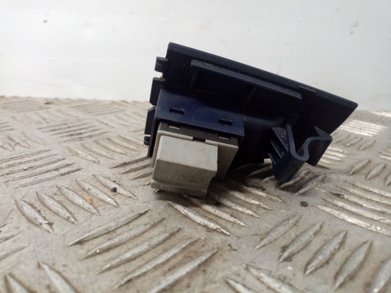 Recambio de mando elevalunas delantero derecho para audi a6 berlina (4b2) referencia OEM IAM 4B1959522  