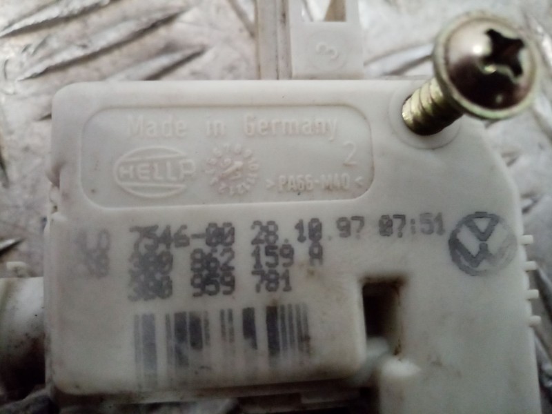 Recambio de motor cierre centralizado porton para audi a6 berlina (4b2) referencia OEM IAM 3B0959781  