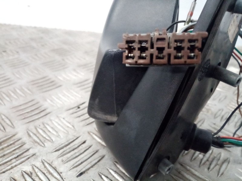 Recambio de retrovisor derecho para peugeot 806 (221) 2.1 td 12v referencia OEM IAM   