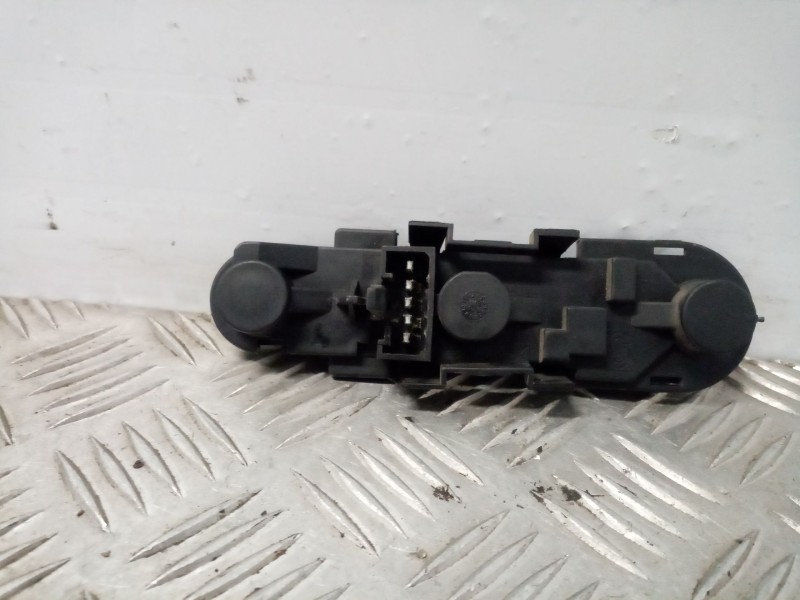 Recambio de portalamparas para peugeot 806 (221) 2.1 td 12v referencia OEM IAM   