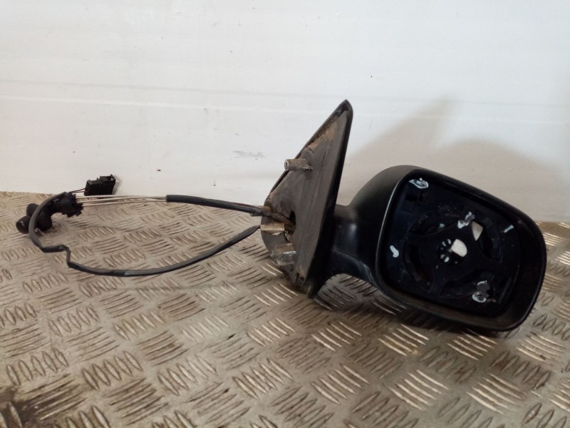 Recambio de retrovisor derecho para seat ibiza (6k1) referencia OEM IAM E9024029  