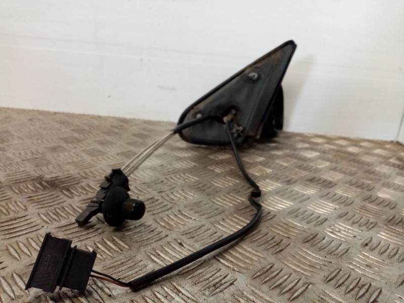 Recambio de retrovisor derecho para seat ibiza (6k1) referencia OEM IAM E9024029  