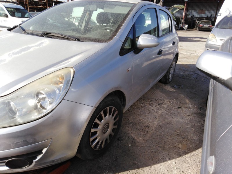 opel corsa d (s07) del año 2009