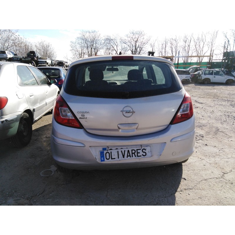 opel corsa d (s07) del año 2009