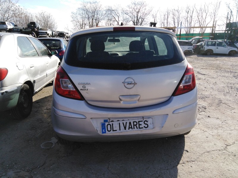 opel corsa d (s07) del año 2009
