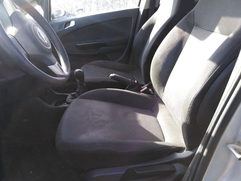 opel corsa d (s07) del año 2009