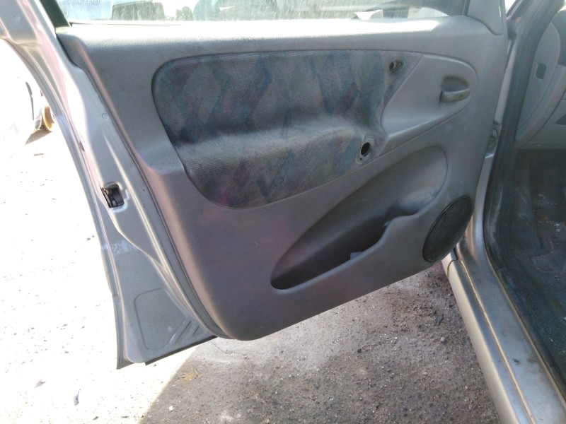 citroen xsara picasso (n68) del año 1999