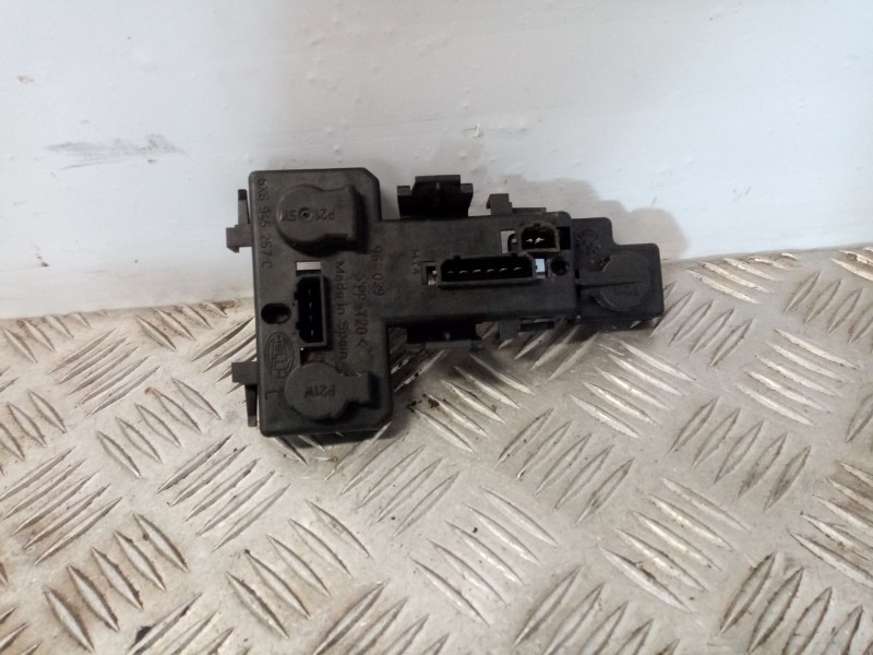 Recambio de portalamparas para seat ibiza (6k1) referencia OEM IAM   