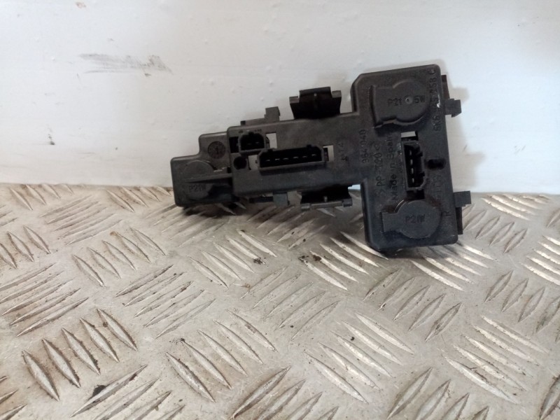 Recambio de portalamparas para seat ibiza (6k1) referencia OEM IAM   