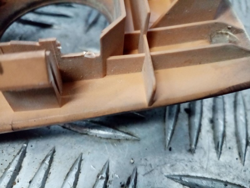 Recambio de embellecedor para kia sorento 2.5 crdi concept referencia OEM IAM   