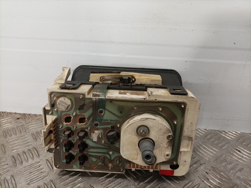 Recambio de cuadro instrumentos para seat marbella referencia OEM IAM   