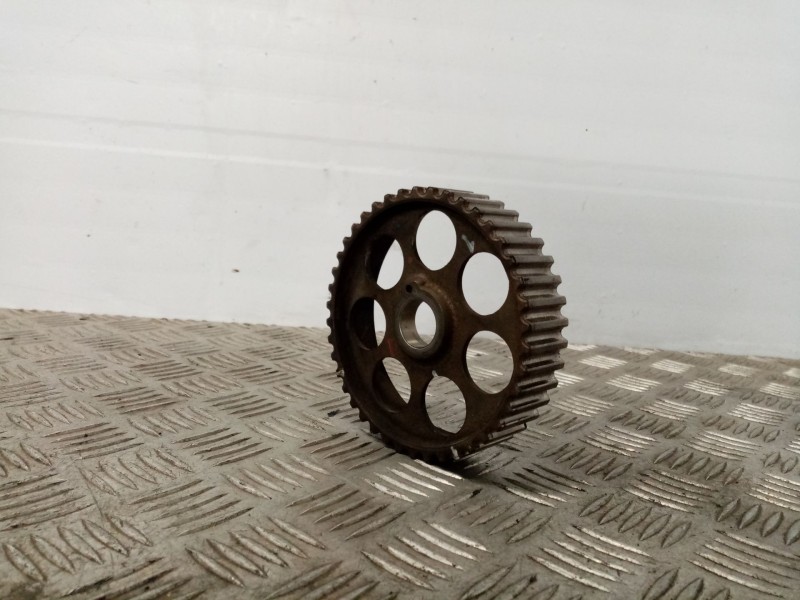 Recambio de polea arbol levas para chevrolet lacetti 2.0 diesel cat referencia OEM IAM 96182888  