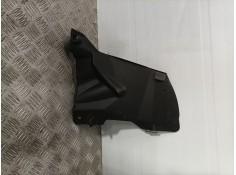 Recambio de moldura para mercedes clase c (w203) sportcoupe referencia OEM IAM 2038301513  