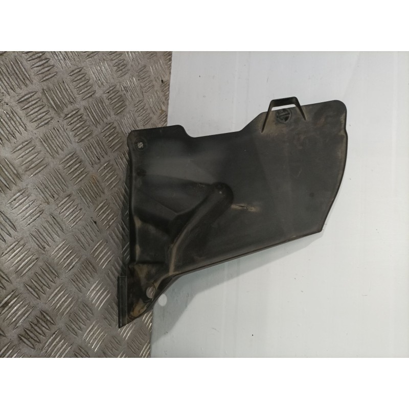 Recambio de moldura para mercedes clase c (w203) sportcoupe referencia OEM IAM 2038301513   Recambio de moldura para mercedes clase c (w203) sportcoupe referencia OEM IAM 2038301513