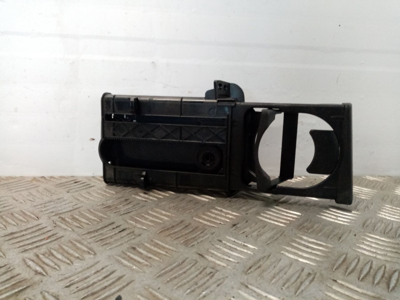 Recambio de posavasos para toyota verso (_r2_) 1.6 d4-d (war20_) referencia OEM IAM   