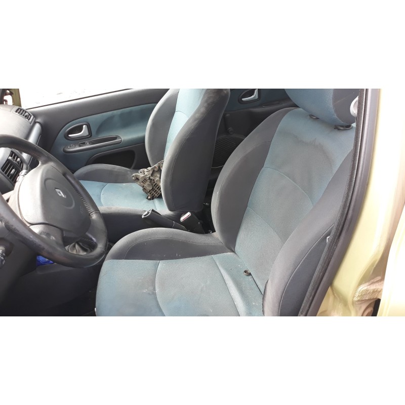 renault clio ii fase ii (b/cb0) del año 2001