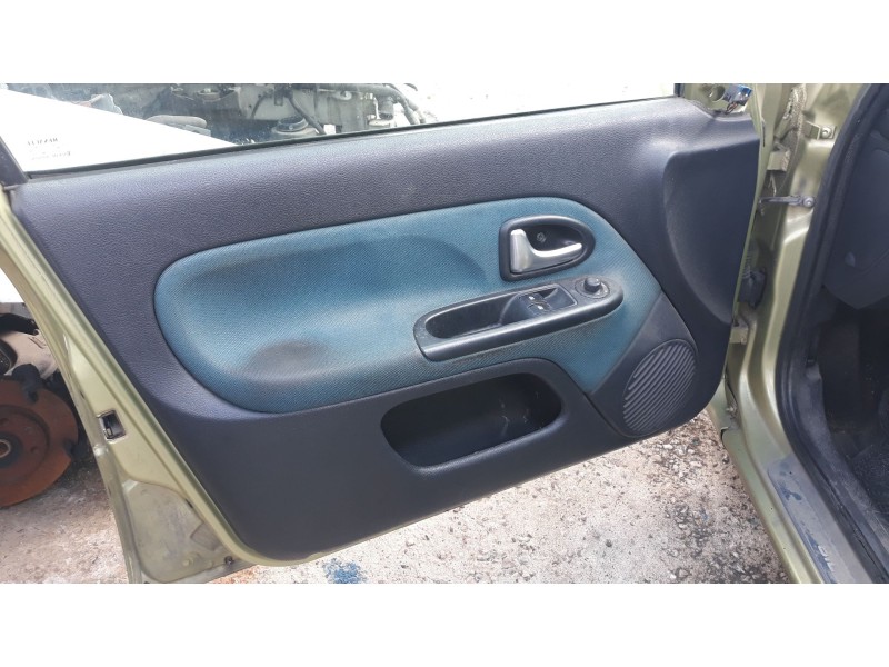 renault clio ii fase ii (b/cb0) del año 2001