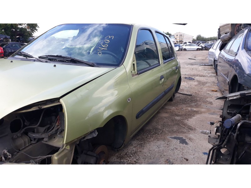renault clio ii fase ii (b/cb0) del año 2001