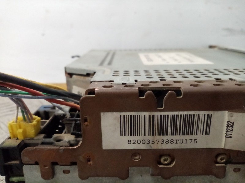 Recambio de sistema audio / radio cd para renault modus confort dynamique referencia OEM IAM   