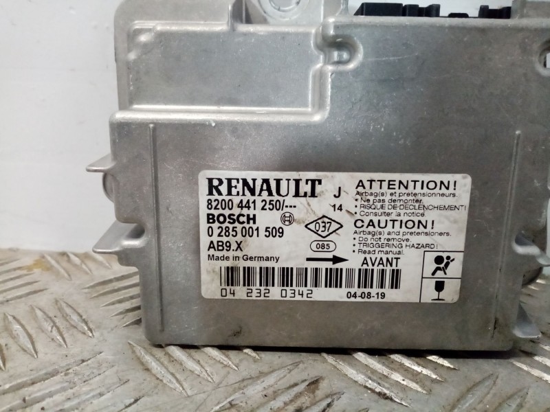 Recambio de centralita airbag para renault modus confort dynamique referencia OEM IAM 8200441250  