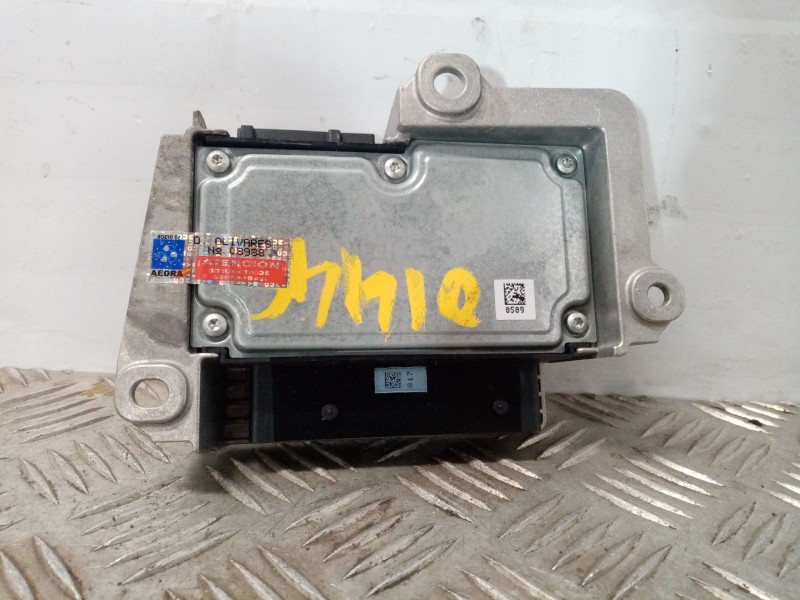 Recambio de centralita airbag para renault modus confort dynamique referencia OEM IAM 8200441250  