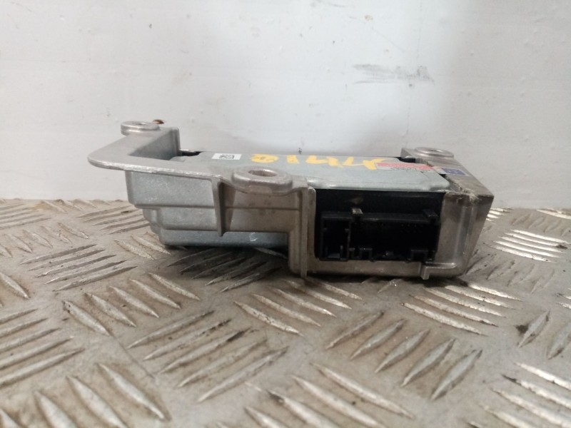 Recambio de centralita airbag para renault modus confort dynamique referencia OEM IAM 8200441250  