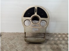 Recambio de mascara central de salpicadero para renault modus confort dynamique referencia OEM IAM   