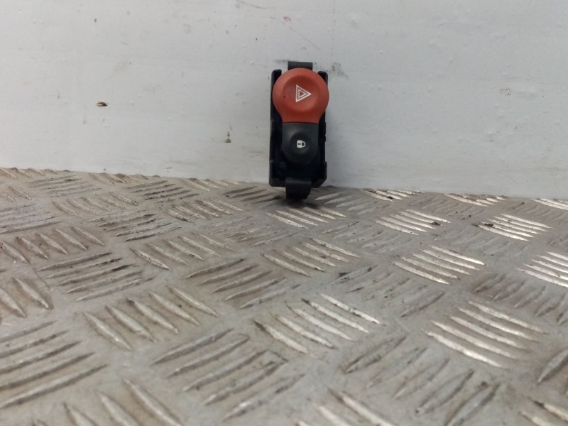 Recambio de warning para renault modus confort dynamique referencia OEM IAM 8200214896  