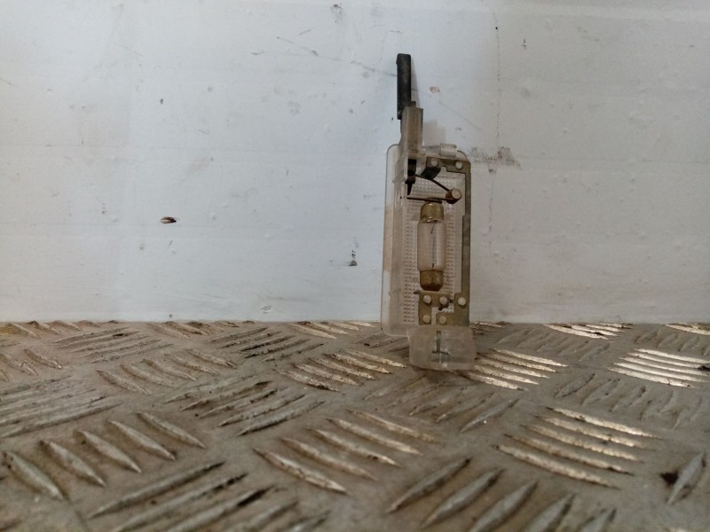 Recambio de luz interior para renault modus confort dynamique referencia OEM IAM 8200024033  