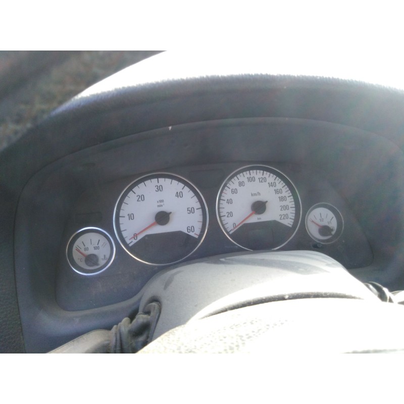 opel astra g fastback (t98) del año 2000