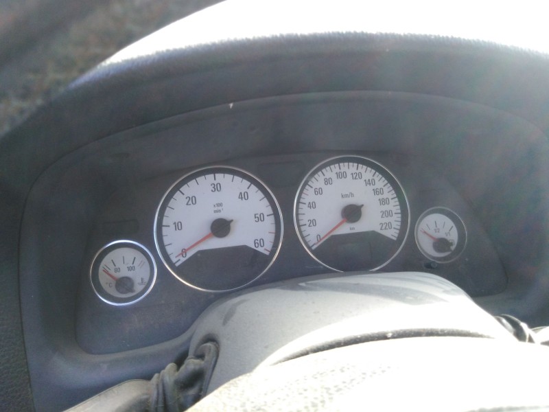 opel astra g fastback (t98) del año 2000