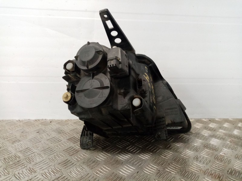 Recambio de faro izquierdo para renault modus confort dynamique referencia OEM IAM 7701058174  