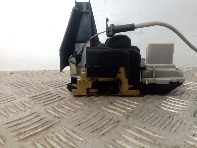 Recambio de cerradura puerta delantera derecha para peugeot 307 (s1) referencia OEM IAM   