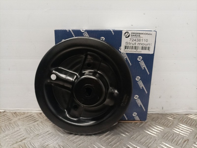 Recambio de copela de amortiguador para volvo s40 berlina referencia OEM IAM RD30818110A 72438110 