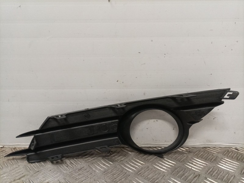 Recambio de rejilla paragolpes derecho para opel corsa d referencia OEM IAM 107163917 03713452 