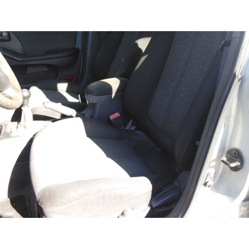 hyundai elantra iii (xd) del año 2001