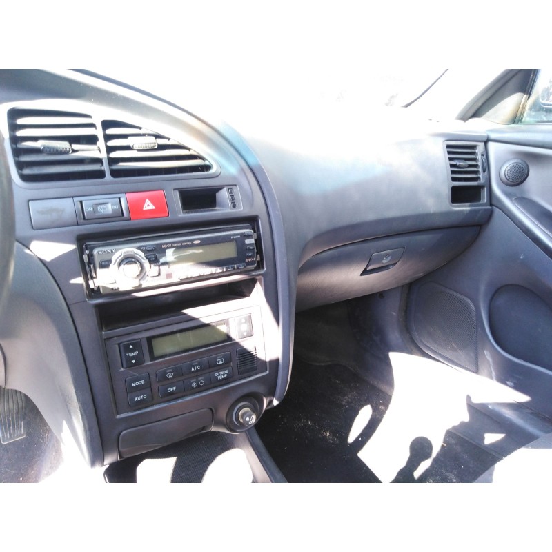 hyundai elantra iii (xd) del año 2001
