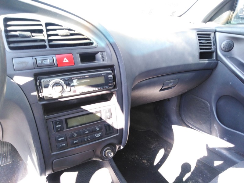 hyundai elantra iii (xd) del año 2001