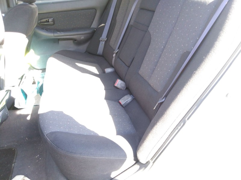 hyundai elantra iii (xd) del año 2001