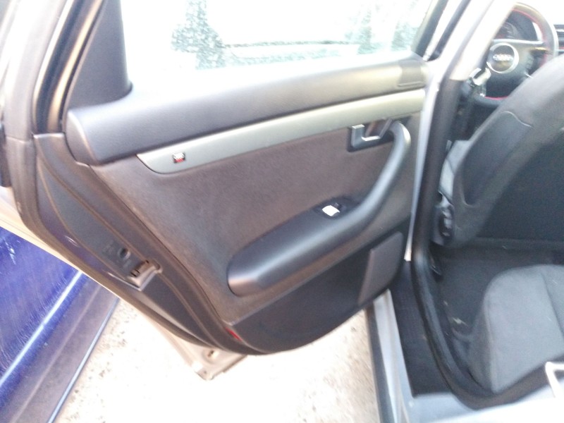 audi a4 b6 avant (8e5) del año 2001