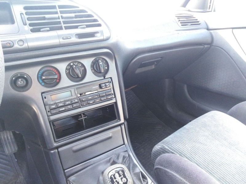 ford mondeo i sedán (gbp) del año 1993