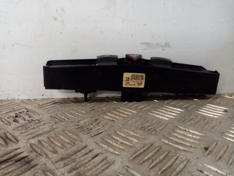 Recambio de warning para opel astra h berlina enjoy referencia OEM IAM 13100105  