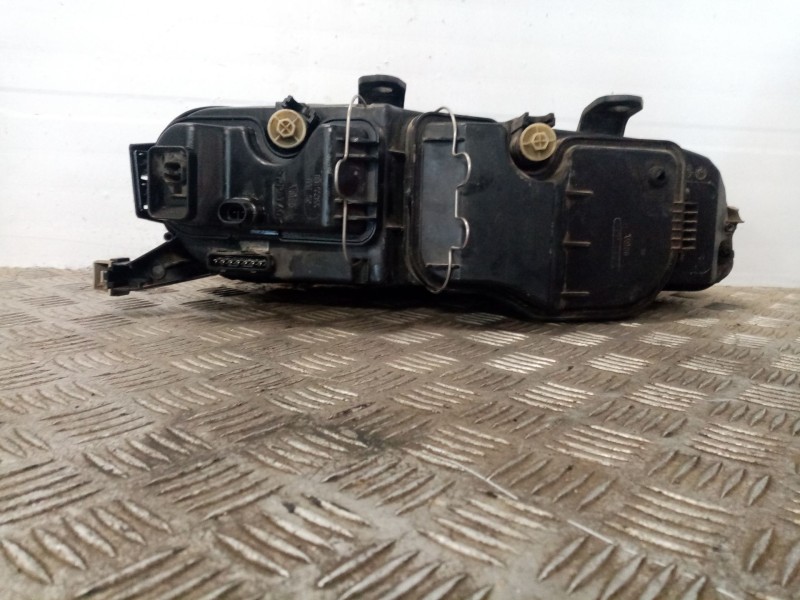 Recambio de faro izquierdo para fiat punto berlina (188) referencia OEM IAM 89100957  