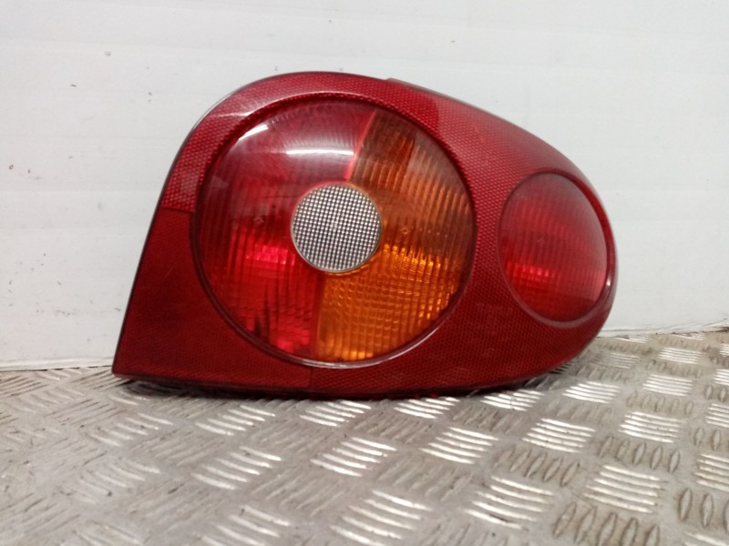 Recambio de piloto trasero derecho para renault megane i coupe fase 2 (da..) referencia OEM IAM 7700428057  