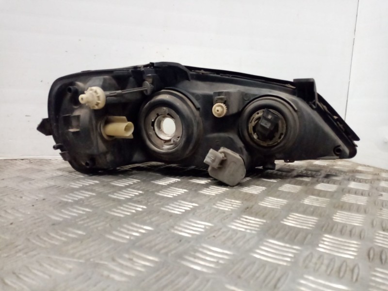 Recambio de faro izquierdo para opel astra g berlina club referencia OEM IAM   