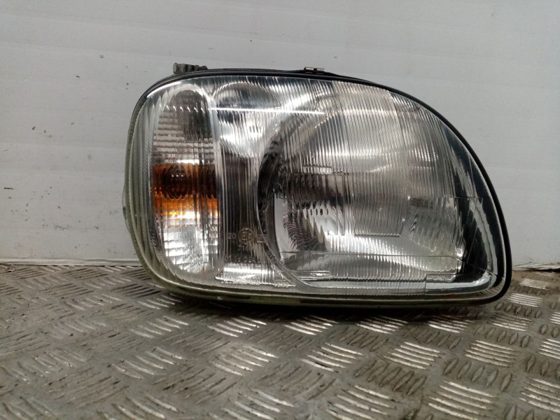 Recambio de faro derecho para nissan micra (k11) 1.0 16v cat referencia OEM IAM 011a02a02  