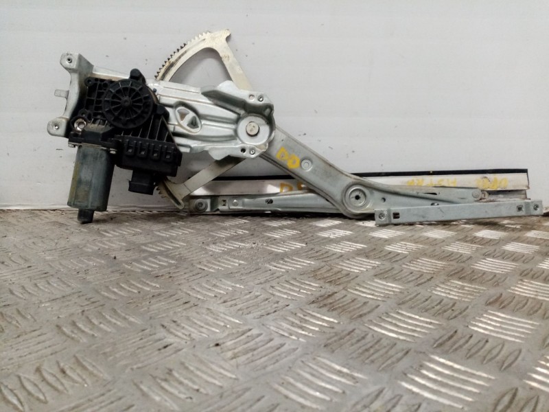 Recambio de elevalunas delantero derecho para opel astra h berlina enjoy referencia OEM IAM 0130821989  