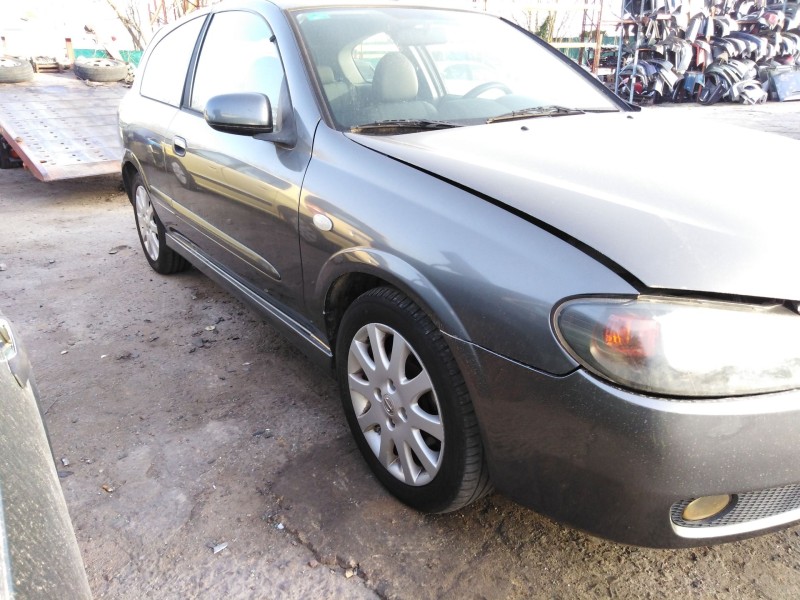 nissan almera ii hatchback (n16) del año 2003