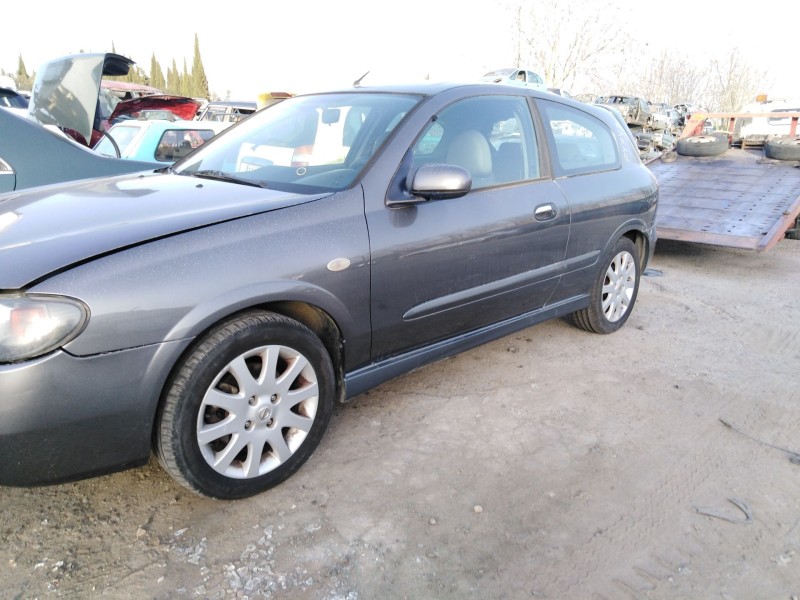 nissan almera ii hatchback (n16) del año 2003